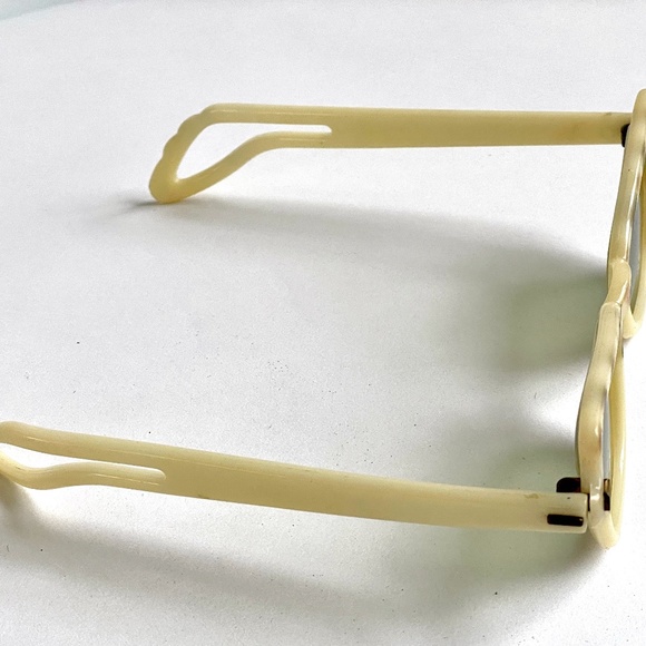 Vintage sunglasses - Picture 2 of 9